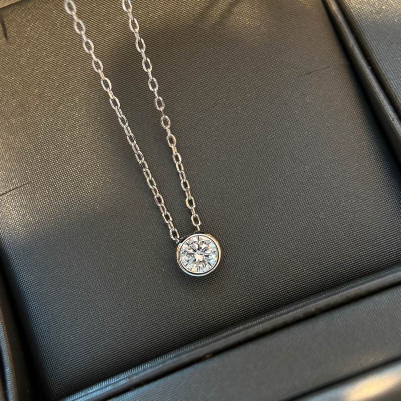 T*f*ny necklaces